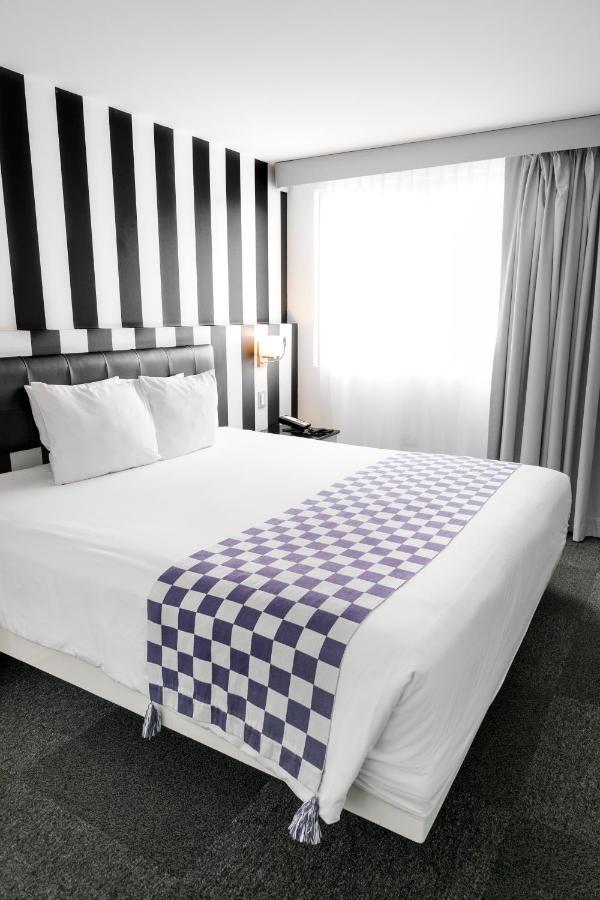 Queen Room - Non-Smoking,1661126882:JPEG