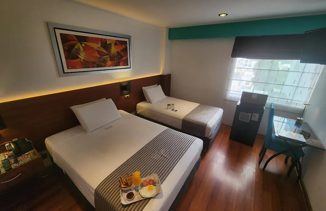 Hotel Vila Santa-1